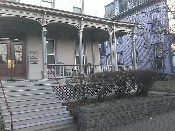 5th image of 190 Circular St #2