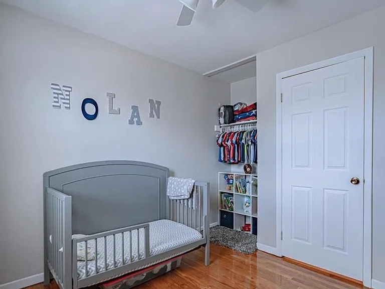 5727 Greens Dr — Photo 19