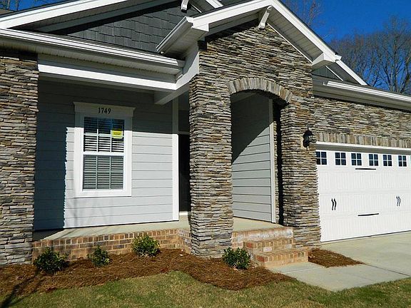 Located on 0013 in Sutton Mill - Carolina Collection in FORT MILL, SC