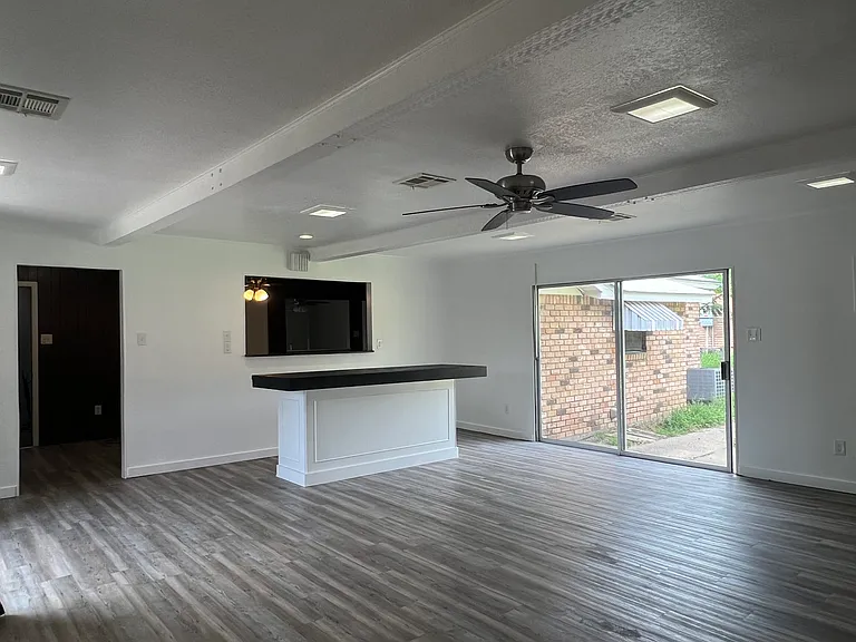 5048 Inwood Dr — Photo 9