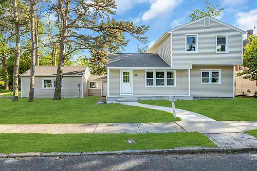 32 Northfield Ave Photo 1