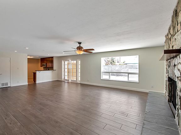 3rd image of 8319 E HEATHERBRAE Avenue
