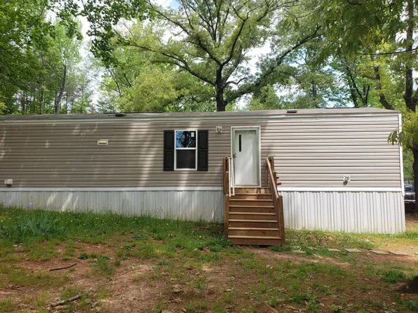 2264 Fews Chapel Rd, Greer, SC