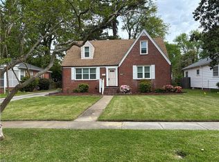 414 N Shore Rd, Norfolk, VA 23505