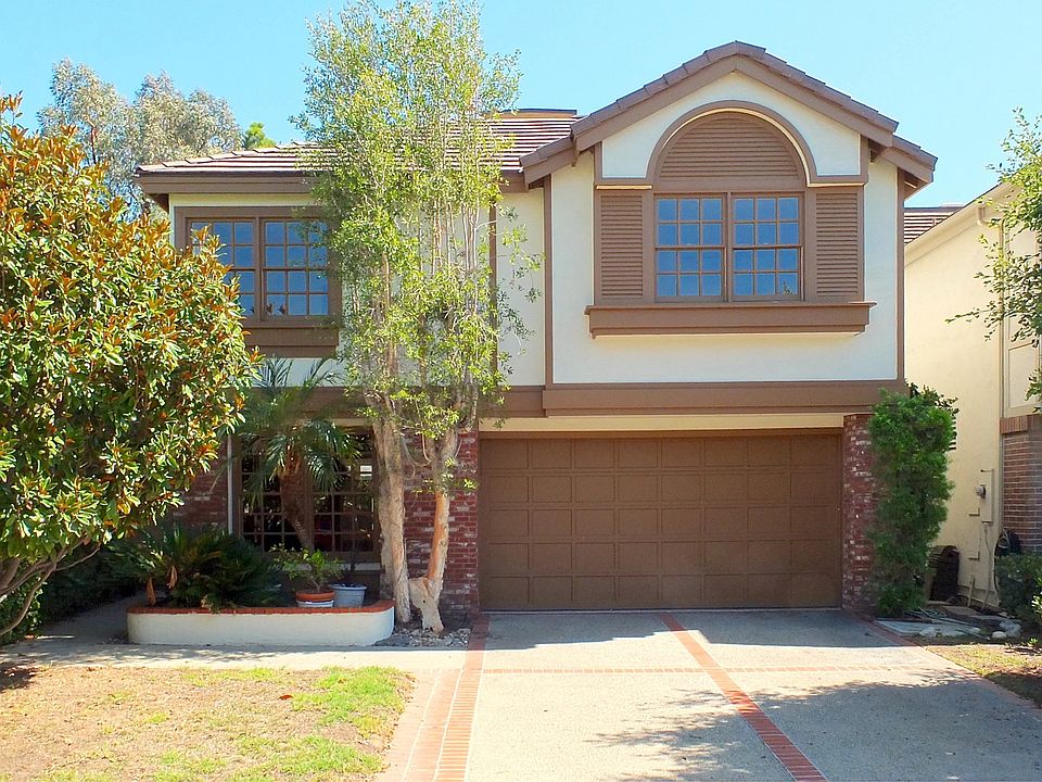 1st image of 6179 Laguna Ct
