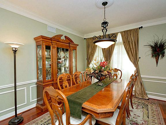 4th image of 3002 Quiet Creek Ct