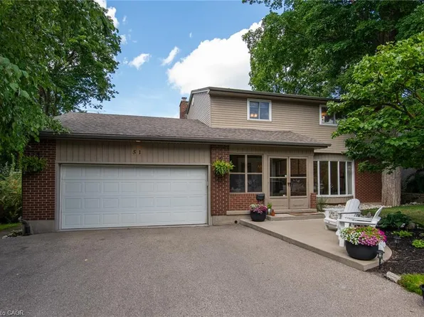 51 Murrayhill Ct, Kitchener, ON N2E 1N8