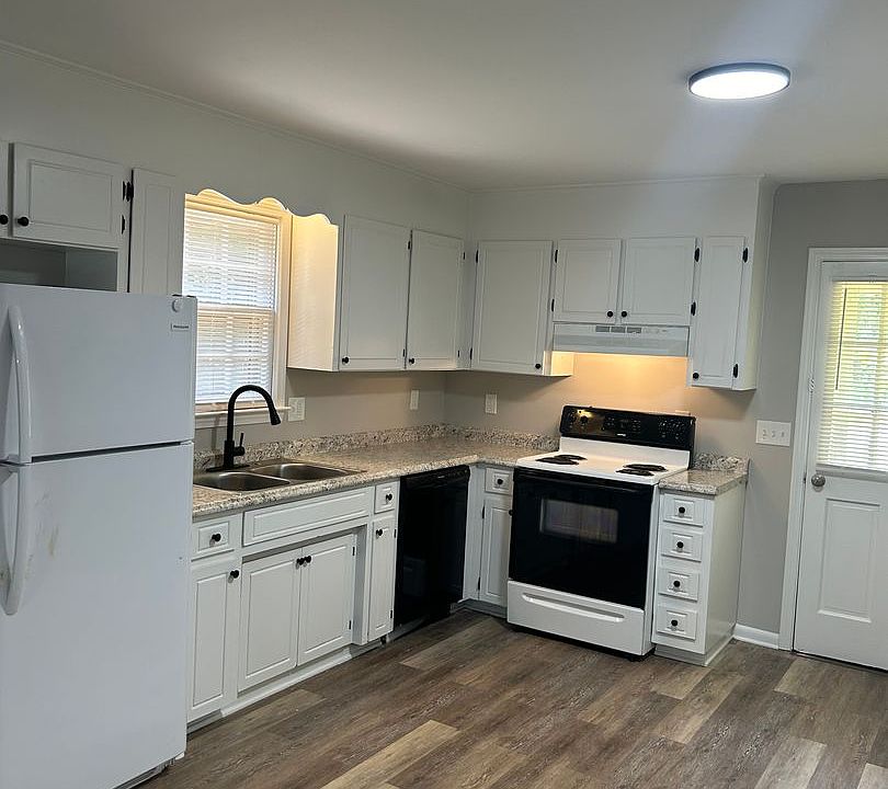 1st image of 137-139 Pisgah Dr