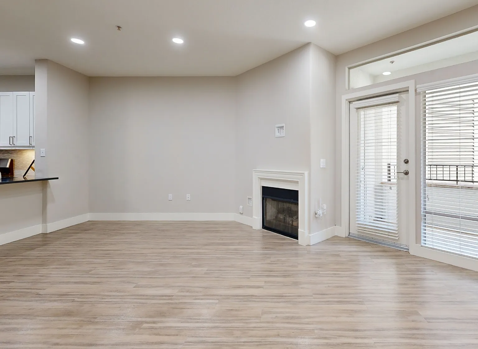1 bed, 720 sqft, $3,415 — Photo 4