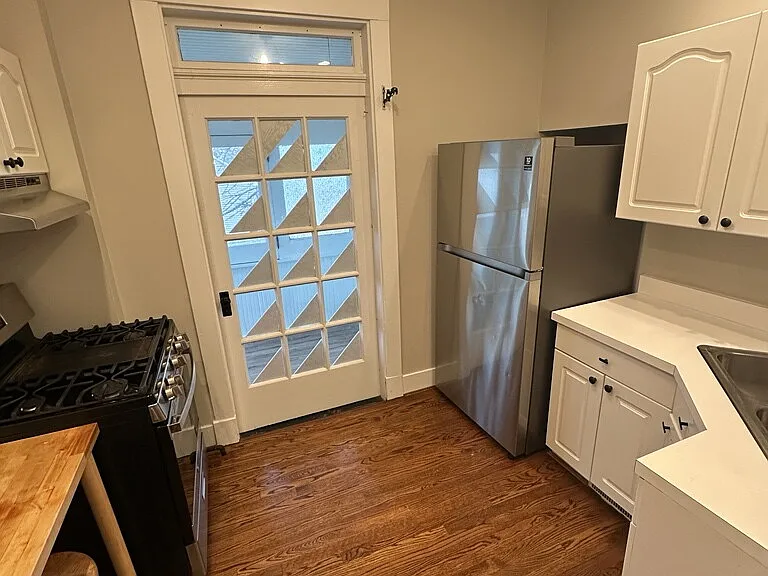 3738 Andrew Ave #2 — Photo 4