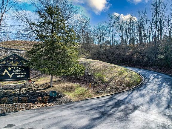 2nd image of 144 Alpine Village Way #144