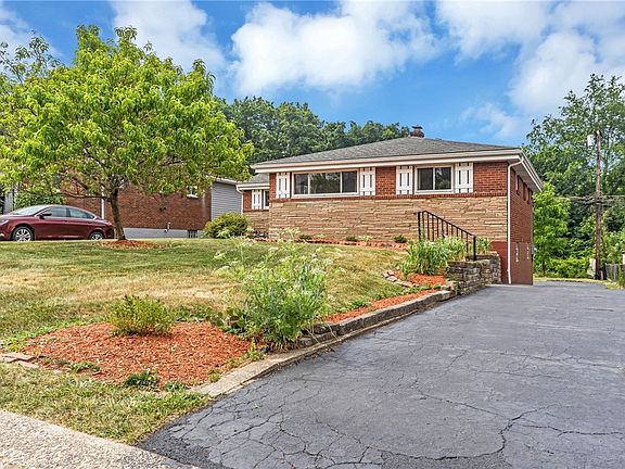 2nd image of 3442 Brickley Dr