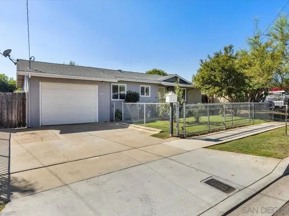 1049 Fern St, Escondido, CA 92027