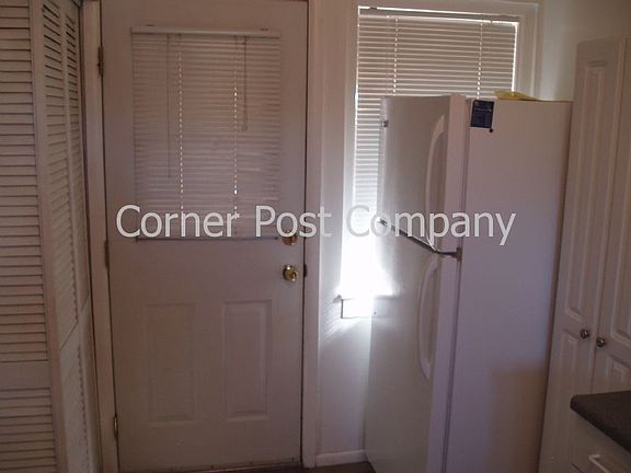 4th image of 2738 Graceland Dr NE