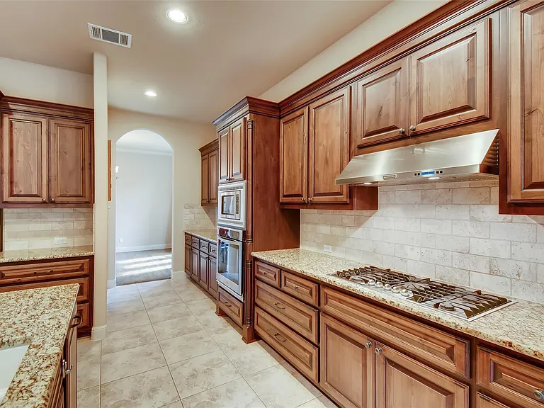 4216 Myrtle Beach Dr — Photo 10