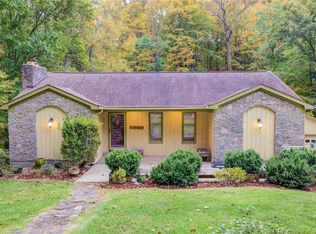 1003 Wildwood Ln, New Albany, IN 47150