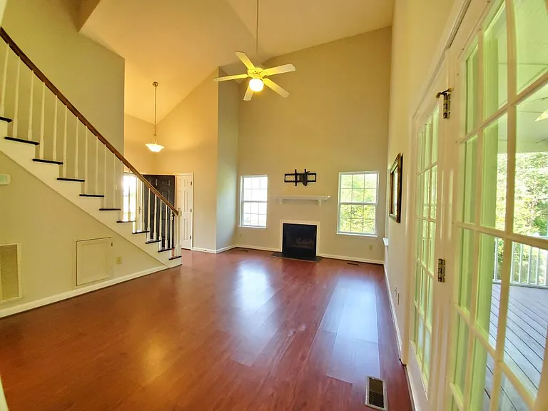 909 Perry Howard Rd — Photo 3