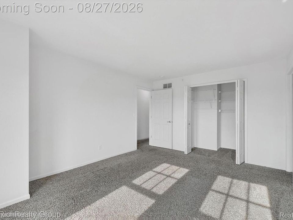 209 Amys Walk, photo 24