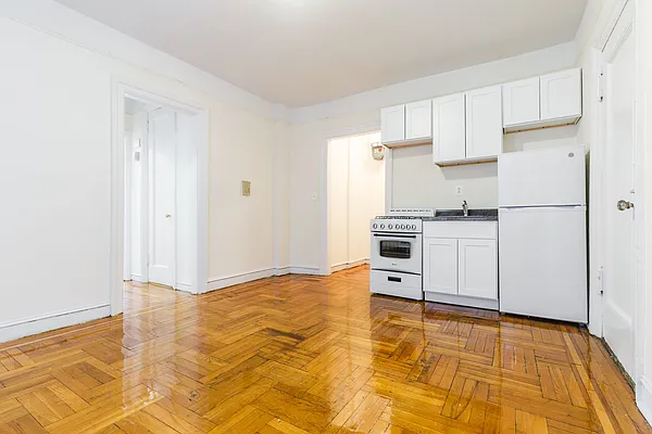 Rented by MNS | media 1