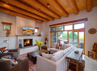 44 Lodge Cir APT A, Santa Fe, NM 87506