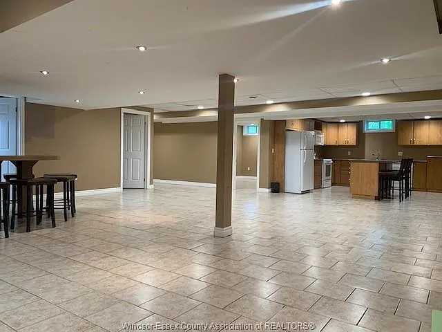 2205 Edgemore Ave #BASEMENT — Photo 7
