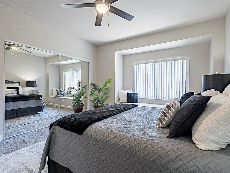 Palazzo Townhomes — Photo 31