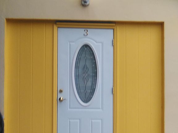 3rd image of 3-2213 Parker Ave #3