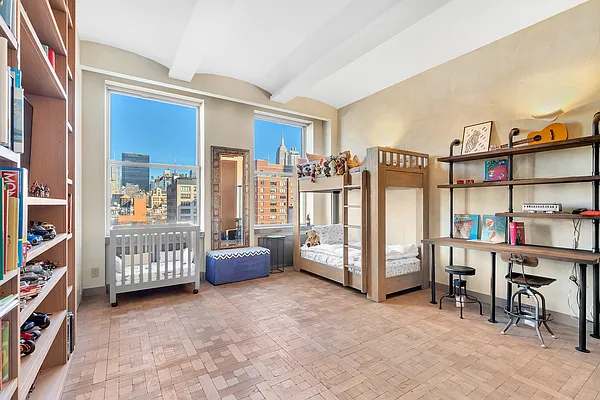 Rented by Douglas Elliman | media 13