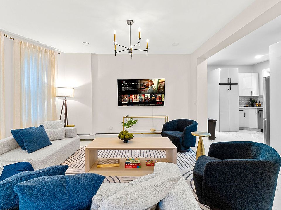 1st image of 1420 Manhattan Ave #3