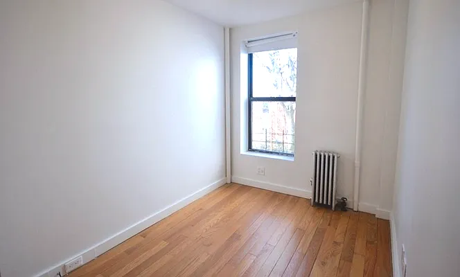 Rented by REAL New York | media 9