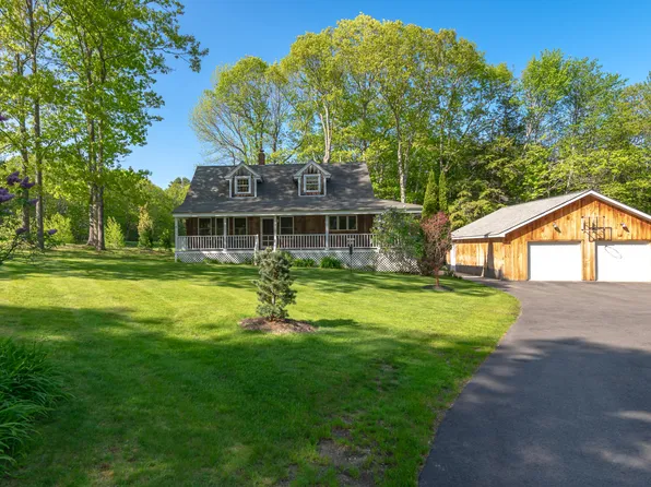 2 Youngs Lane, Freeport, ME 04032