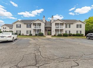 7117 W Friendly Ave APT H, Greensboro, NC 27410