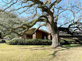 9004 Oak Vis, Orange, TX 77630