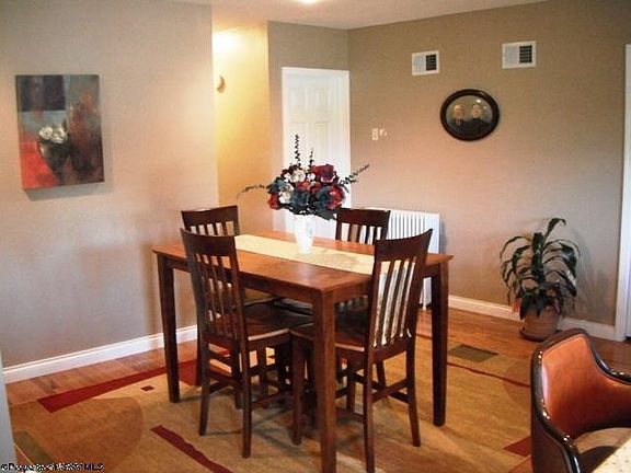 3rd image of 148 Shady Brook Ests