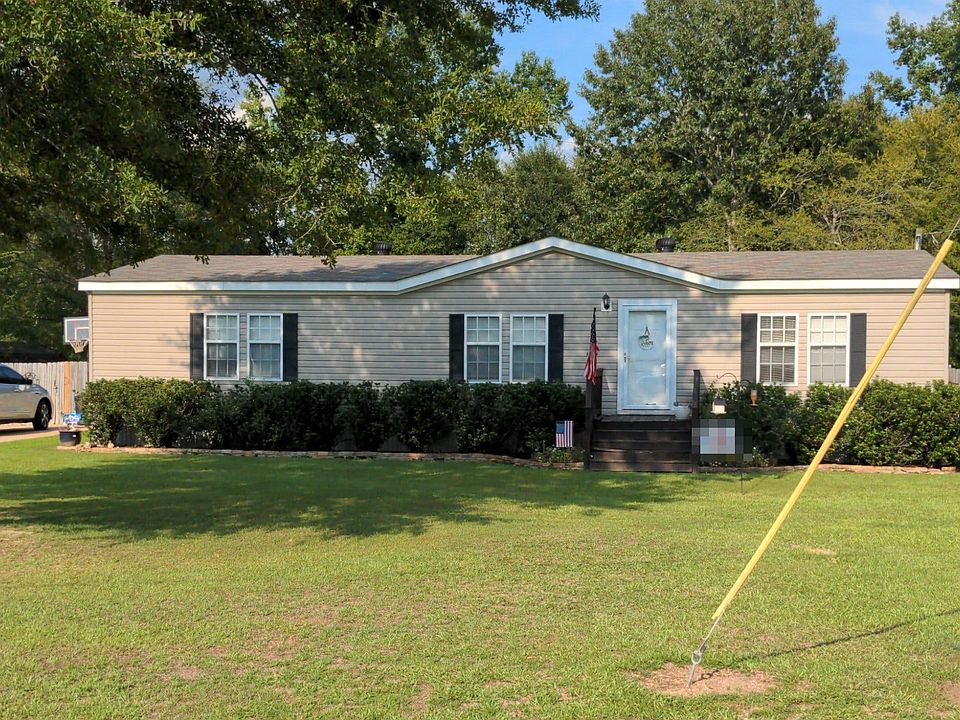 1st image of 284 Black Oak Dr