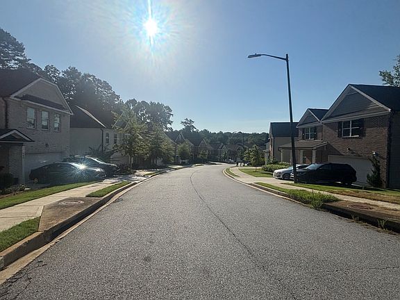 2nd image of 596 River Gardens Dr