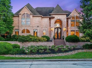 360 Edgewood Dr, Montgomery, TX 77356