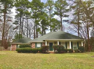 326 Sagewood Dr, Ridgeland, MS 39157
