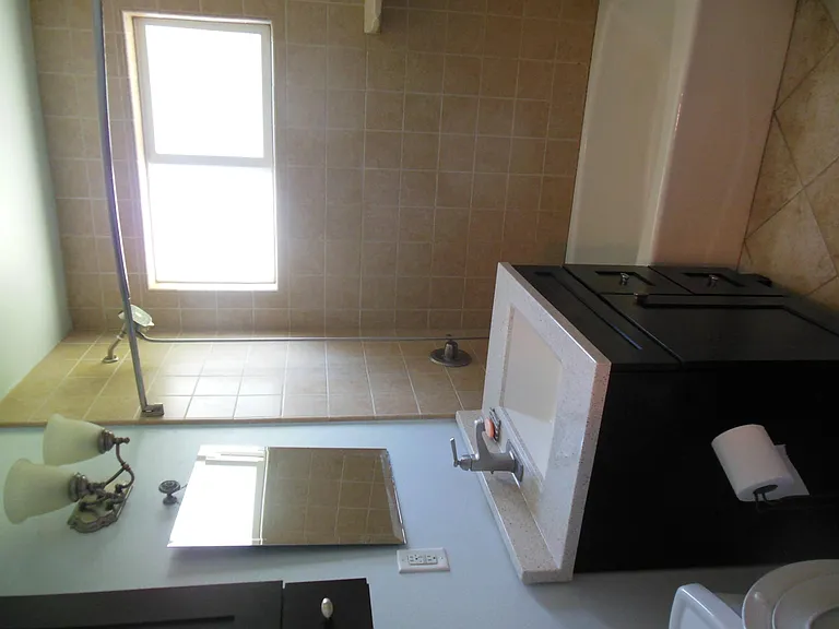 447 Melham Ave — Photo 7