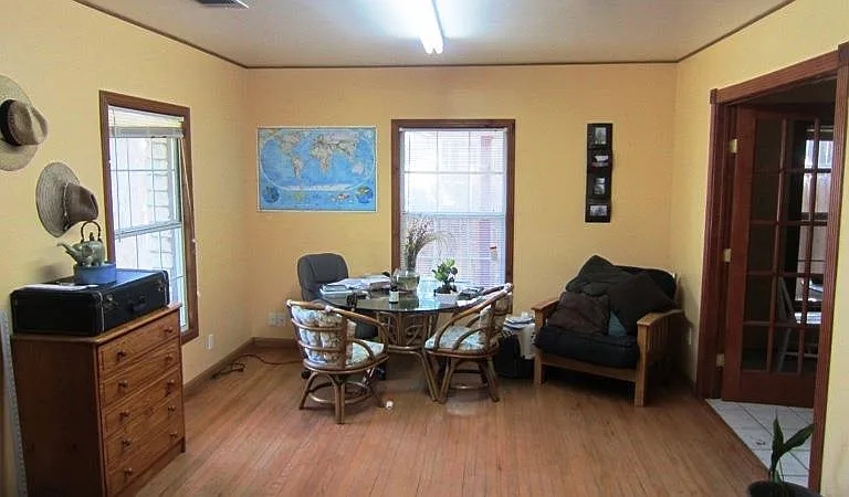 4703 Harmon Ave — Photo 4