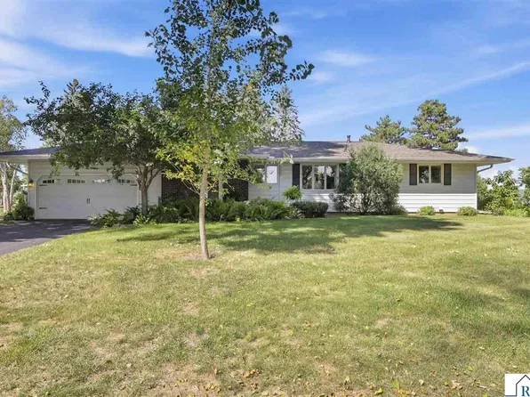 1828 16th St NW, Faribault, MN 55021