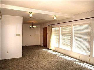 5th image of 1011 S Lea Ave
