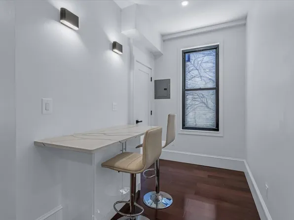 1324 Eastern Parkway image 6 of 37