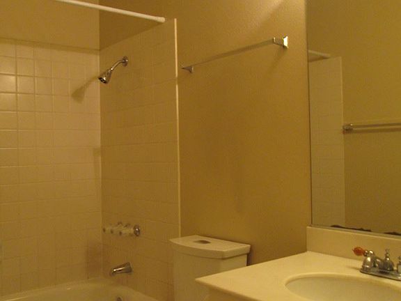 5th image of 10147 Knight Dr