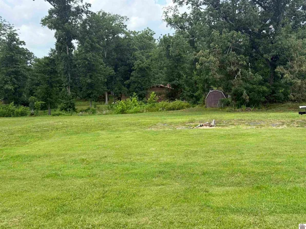102 Autumn Ln, Gilbertsville, KY 42044