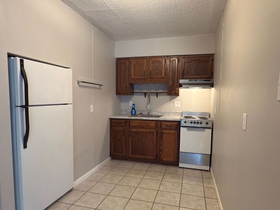 5th image of 111 N Walker Ave Ste B