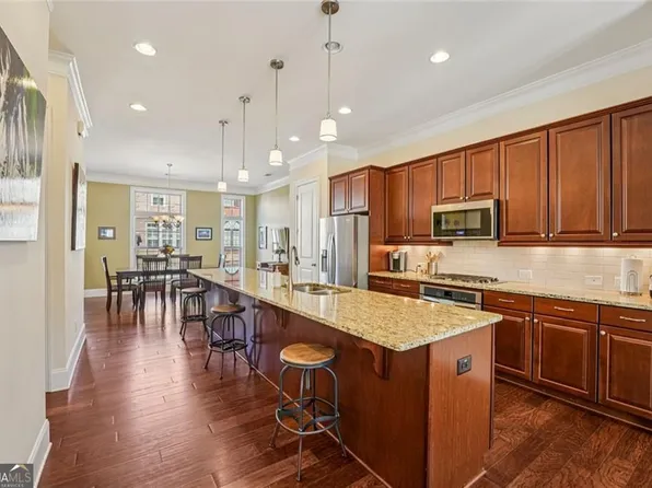 1631 Canopy Chase, Atlanta, GA 30319