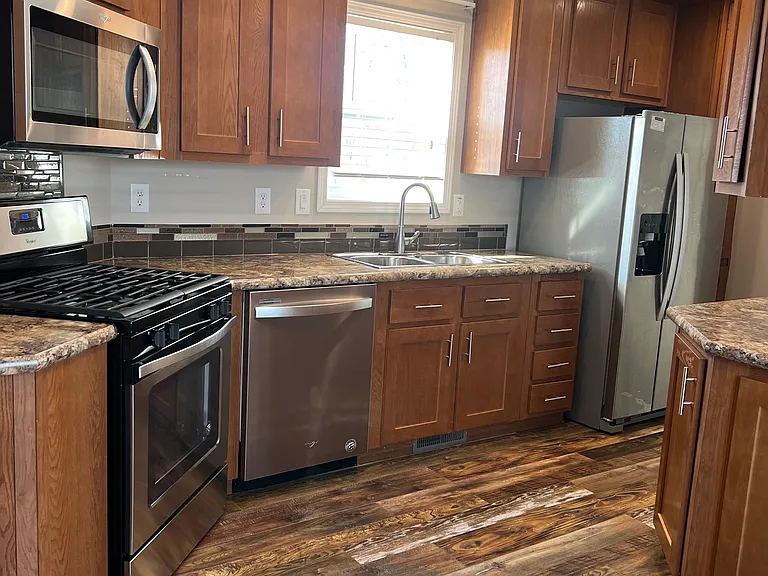 103 Main St #1-B — Photo 4