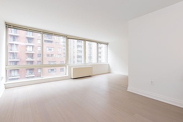 1st image of 240 E 86th St APT 8L