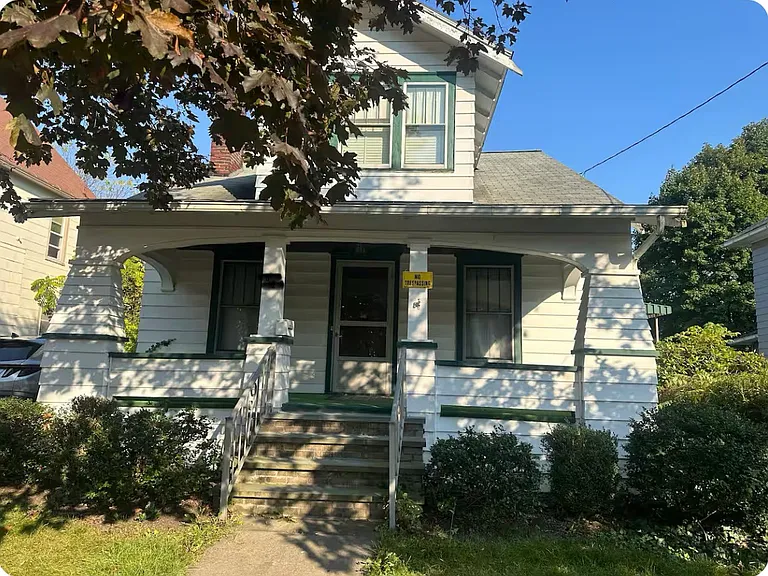 Cleveland Ave — Photo 1